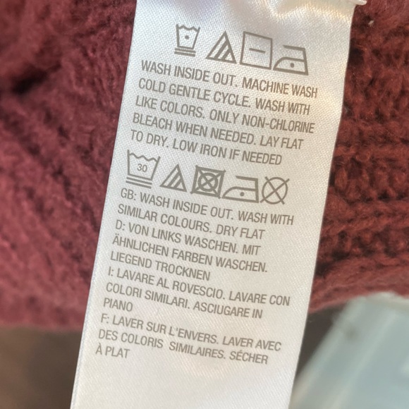 G.I.L.I. Got It Love It Cold Shoulder Burgundy Sweater with Bell Sleeves Small - Picture 10 of 12